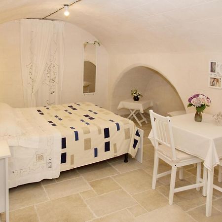 Апартаменты Locazione Turistica Casa Liu Монополи Экстерьер фото